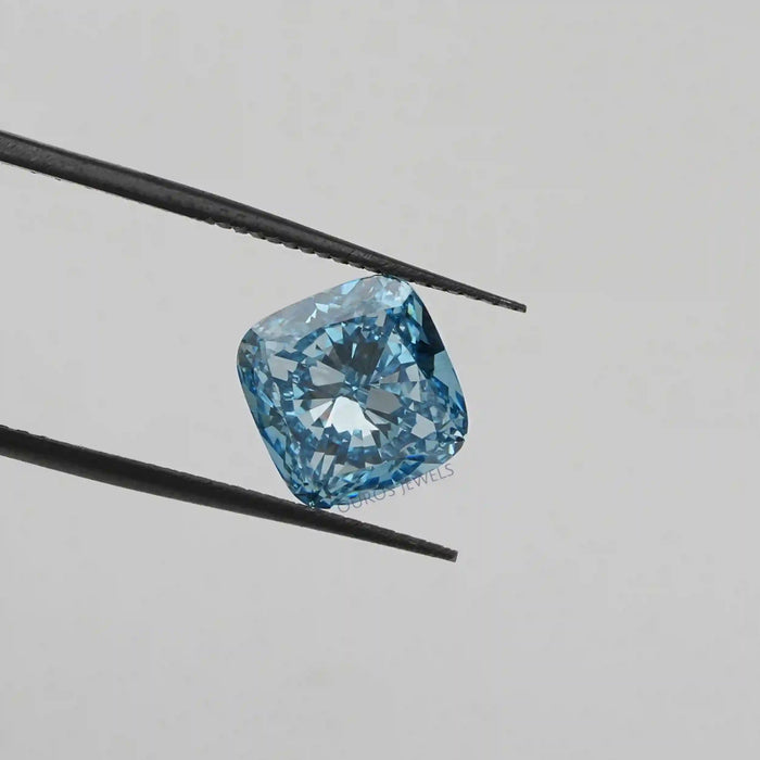 blue cushion diamond 5CT