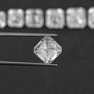 Im Labor gezüchteter Diamant im Asscher-Schliff