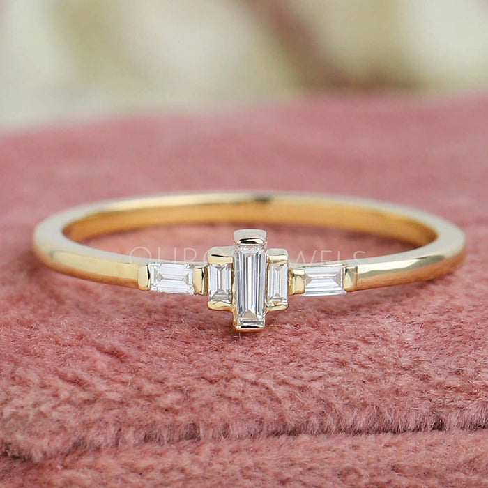 Baguette Diamant Zierlicher Ring