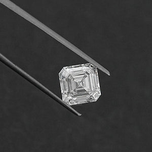 Im Labor gezüchteter Diamant im Asscher-Schliff