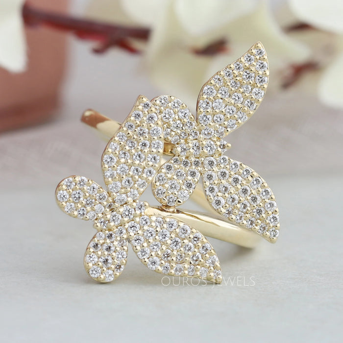 Schmetterling Form Rund Cluster Diamant Verlobungsring