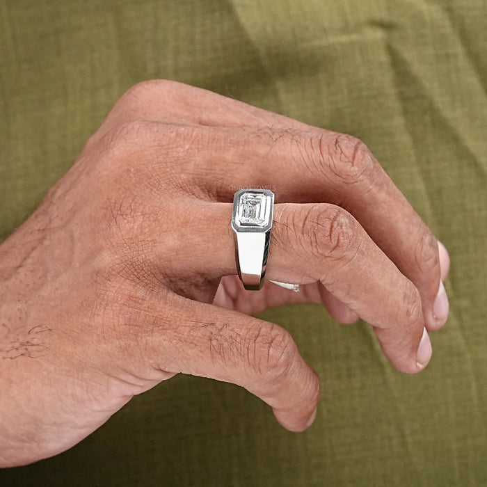 emerald diamond ring for men