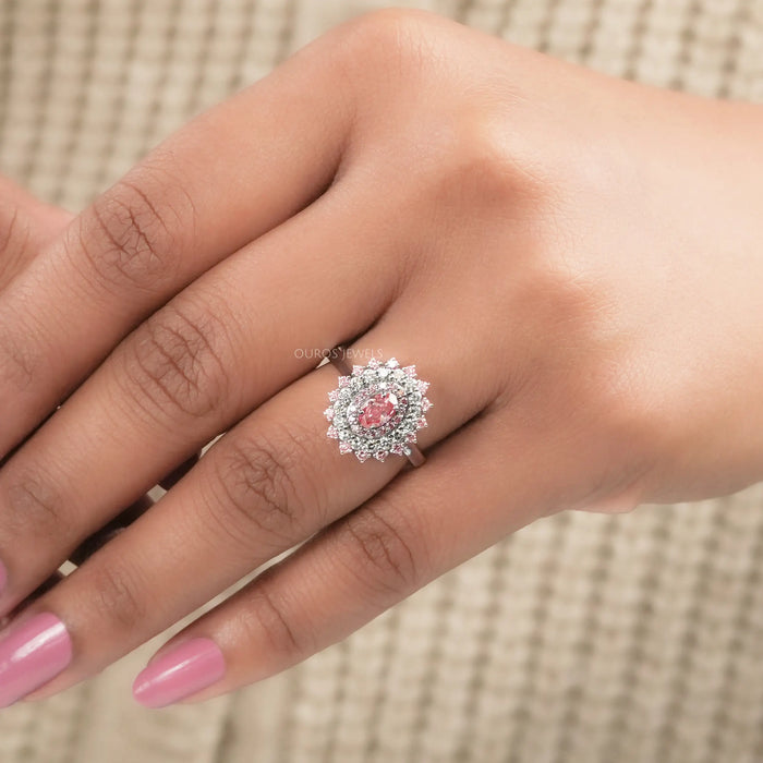 Fancy Pink Oval Cut Double Halo Diamant-Verlobungsring