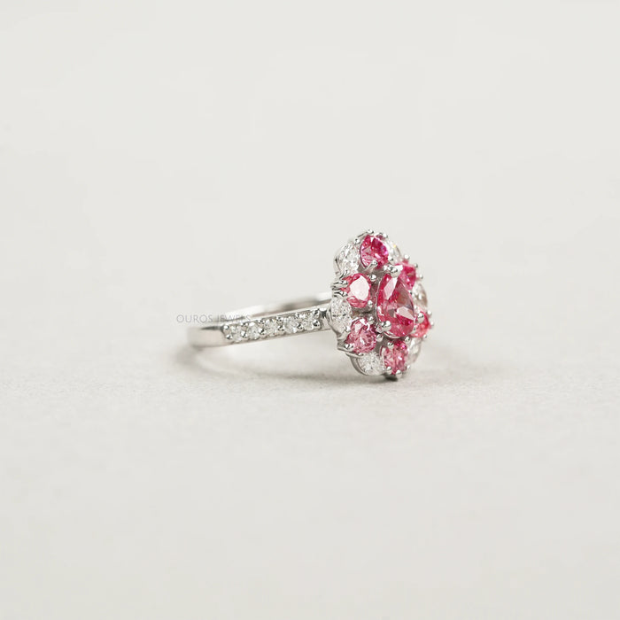 Fancy Pink Halo Lab Diamantring im Birnen- und Herzschliff