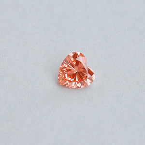 0.90 Karat  Rosa Herzschliff Labor Diamant