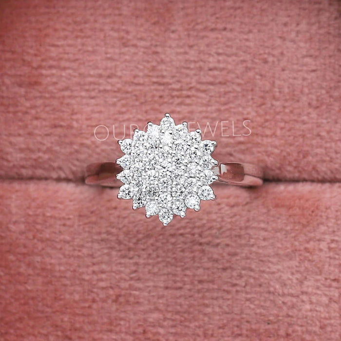 Round Cut Cluster Diamond  Ring