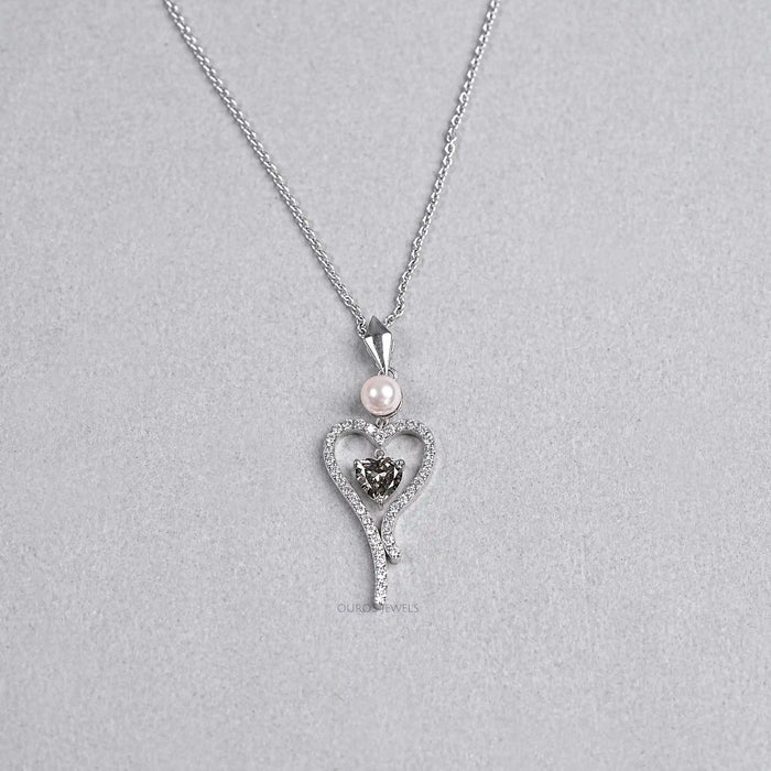 Pearl And Olive Heart Diamond Pendant