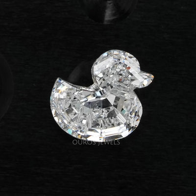 Enten Form Labor Gezüchteter Diamant