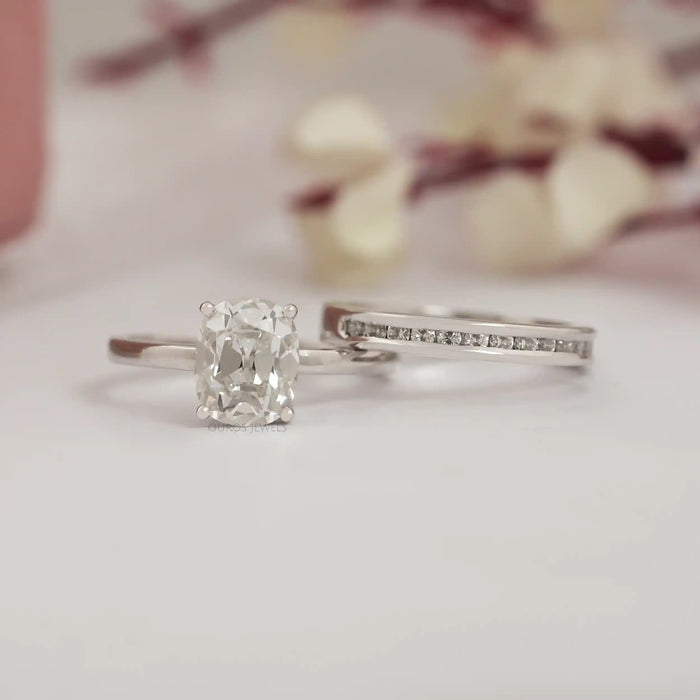 oval diamond ring with wedding band