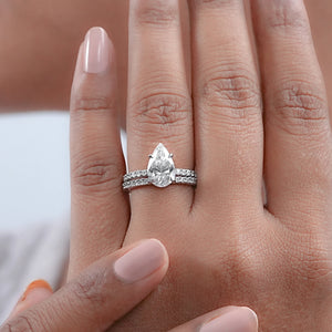 Pear Cut Solitaire Accent Bridal Ring Set