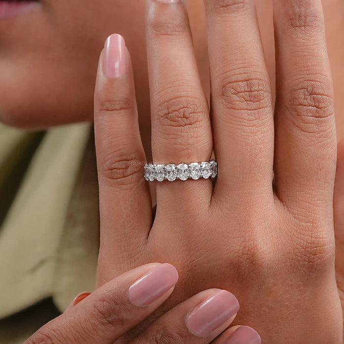 0.25 CT Ovalschliff  Labor Diamant Ewiges Band