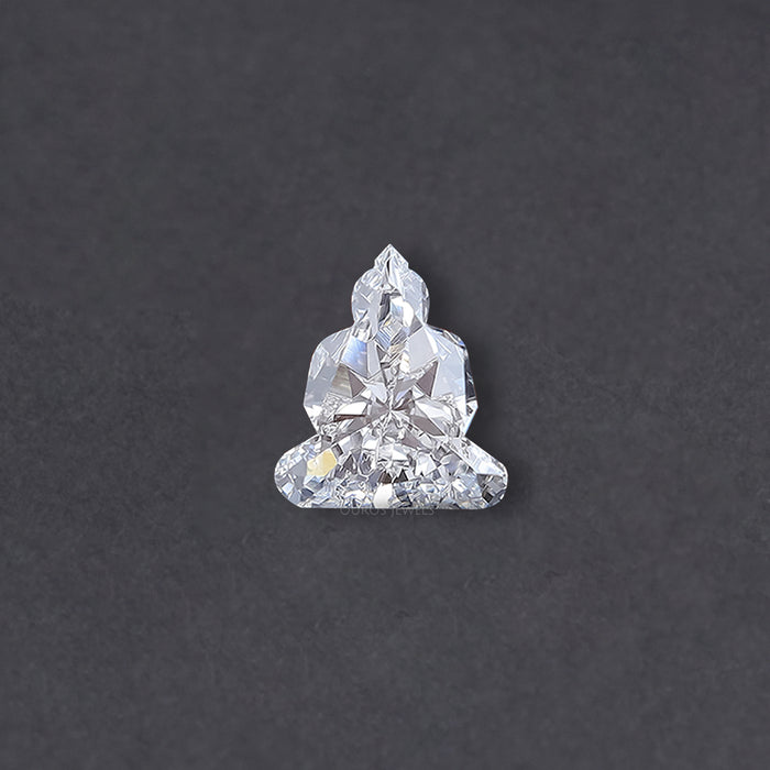 0,73 Karat Lord Buddha Schliff Labor Diamant