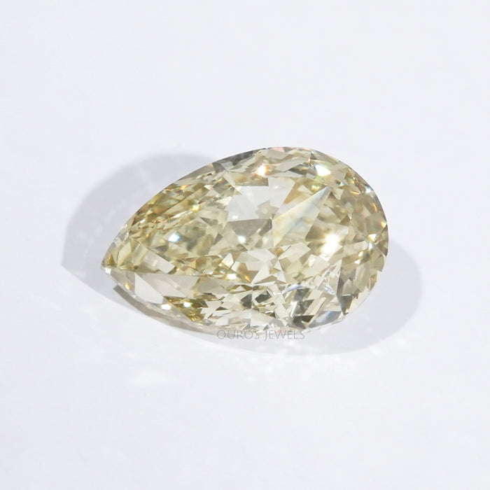 Modifizierte Birne Schliff Gelb Labor Diamant