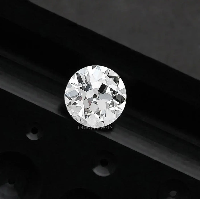 OEC Runder Labor Diamant IGI-Zertifiziert