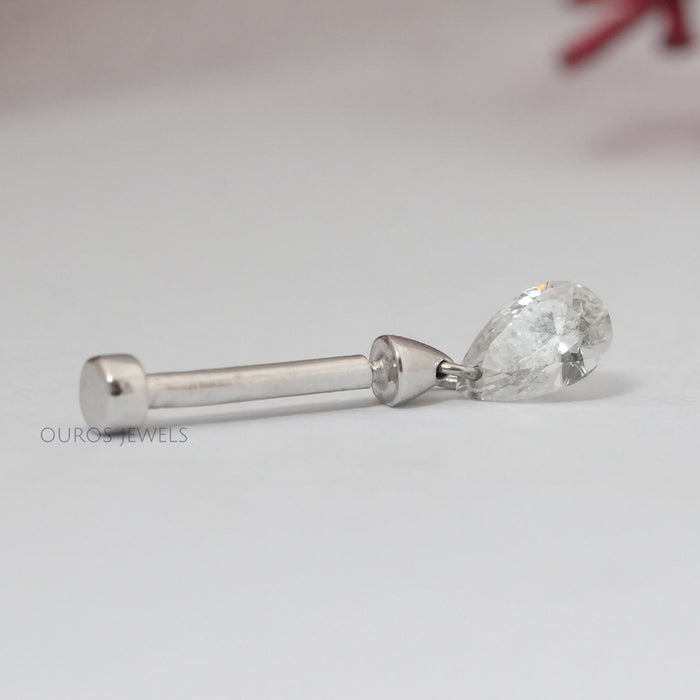 Birnenförmiger Diamant-Charm-Ohrring