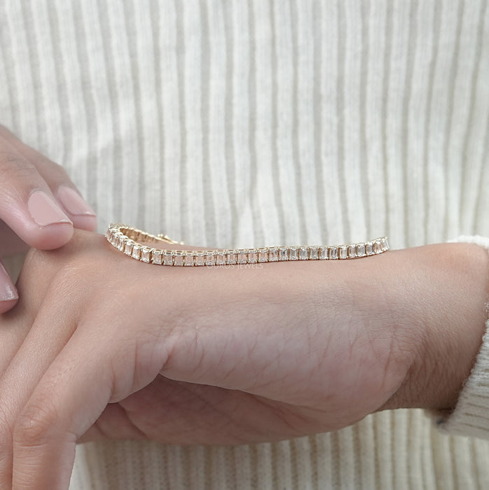 Lab Grown Emerald Cut Diamond Bracelet