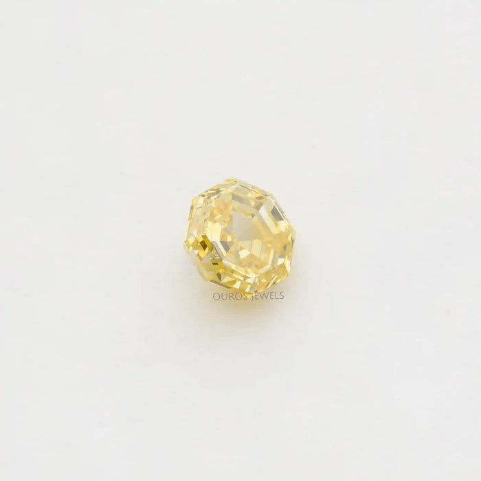 1,25 Karat Gelb Achteck Schliff Labor Diamant