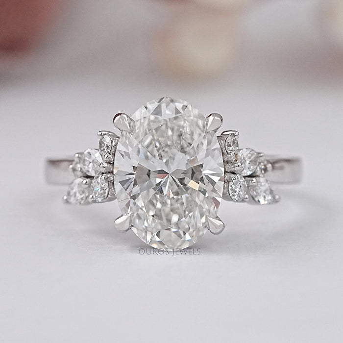 Solitär Oval Schliff Cluster Labor gezüchteter Diamant Ring