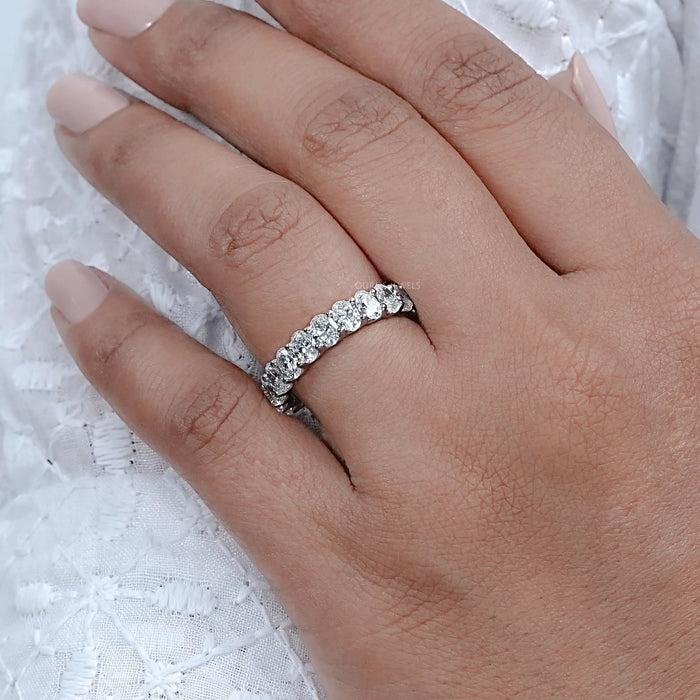 0.25 CT Ovalschliff  Labor Diamant Ewiges Band