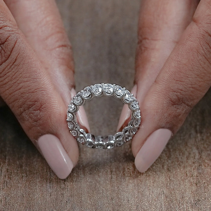 0.25 CT Ovalschliff  Labor Diamant Ewiges Band