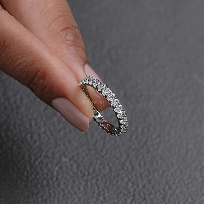 Ovaler Schliff Labor Diamant Jahrestag Ring