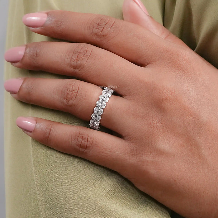 0.25 CT Ovalschliff  Labor Diamant Ewiges Band