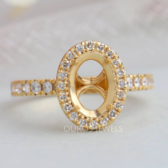 Halo mit Akzent Diamant Oval Form Halbmond montieren Ring
