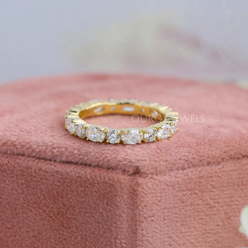 oval cut eternity band 