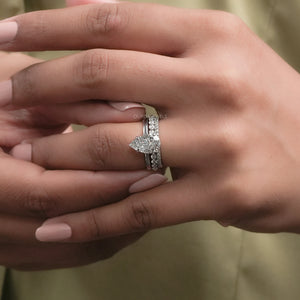 Labordiamant Ring mit Birnenschliff