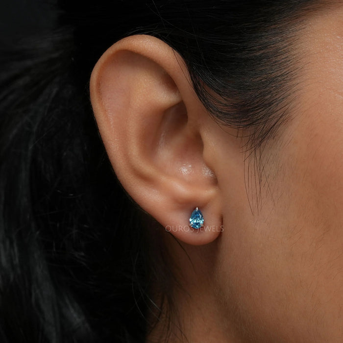 Blaue Birne Labor Diamant Ohrstecker