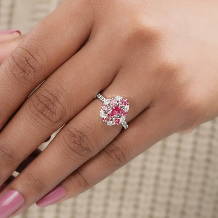 Fancy Pink Halo Lab Diamantring im Birnen- und Herzschliff