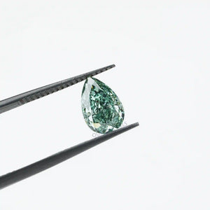 [Beautiful Front View Of Brilliant Shine Of Fancy Green Pear Cut Diamond]-[Ouros Jewels]