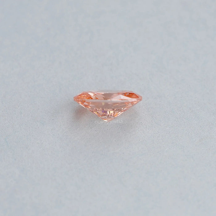 0,82 Karat Schick Rosa Oval Schliff Labor Gezüchteter Diamant