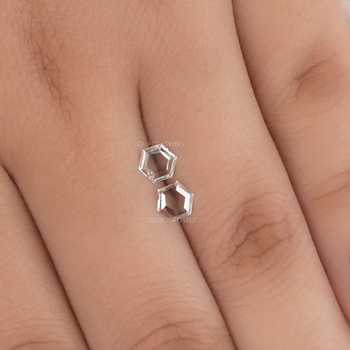 [Rose Cut Hexagone Diamond on Hand]-[Ouros Jewels]