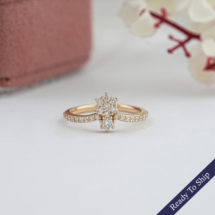 Yellow Gold Round Cluster Diamond Proposal Ring