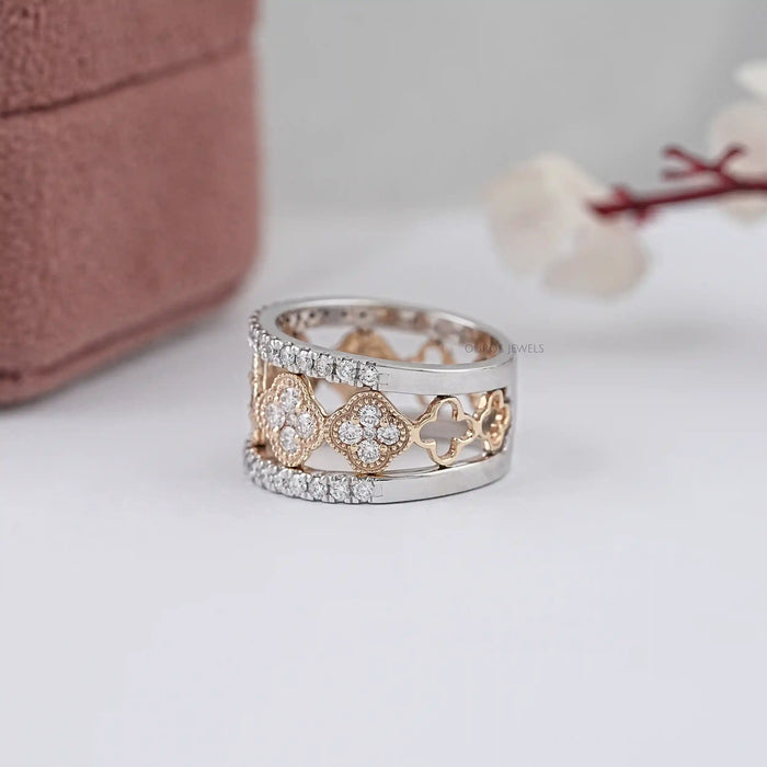 Round Diamond Clover  Band