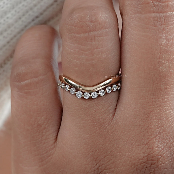 Round Lab Diamond Double Wave Curved Band