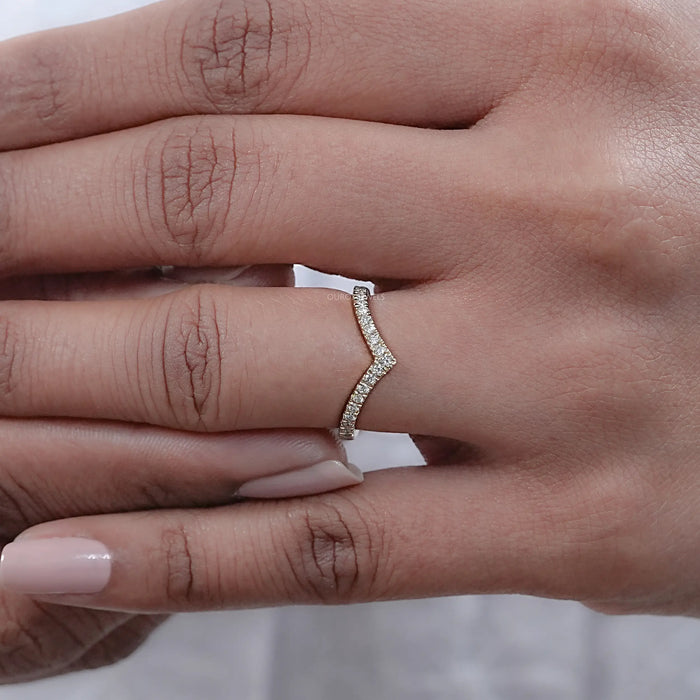 Round Lab Diamond Curved Wedding Band