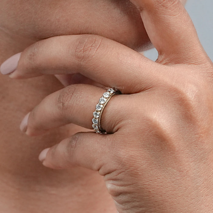 Round Diamond Hidden Eternity Wedding Band