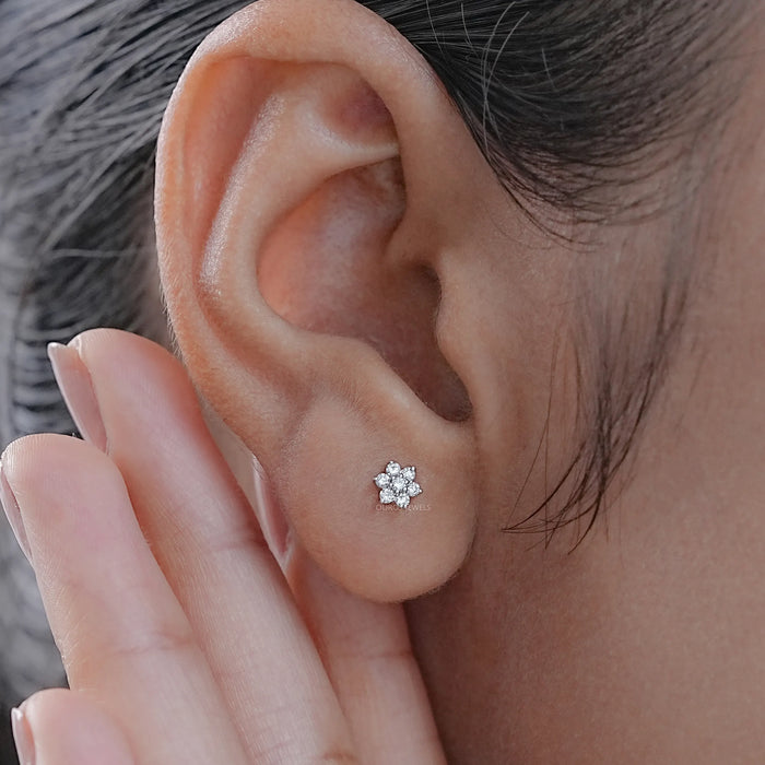 Rosa & Blauer Runder Diamant Ohrring mit Blumenmuster