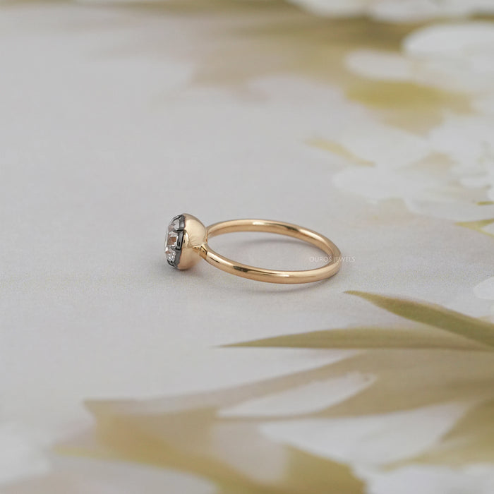 Solitaire Old European Round Diamond Ring