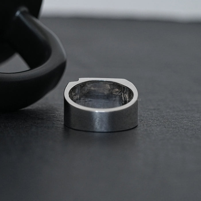Men's Engraved Wedding Band