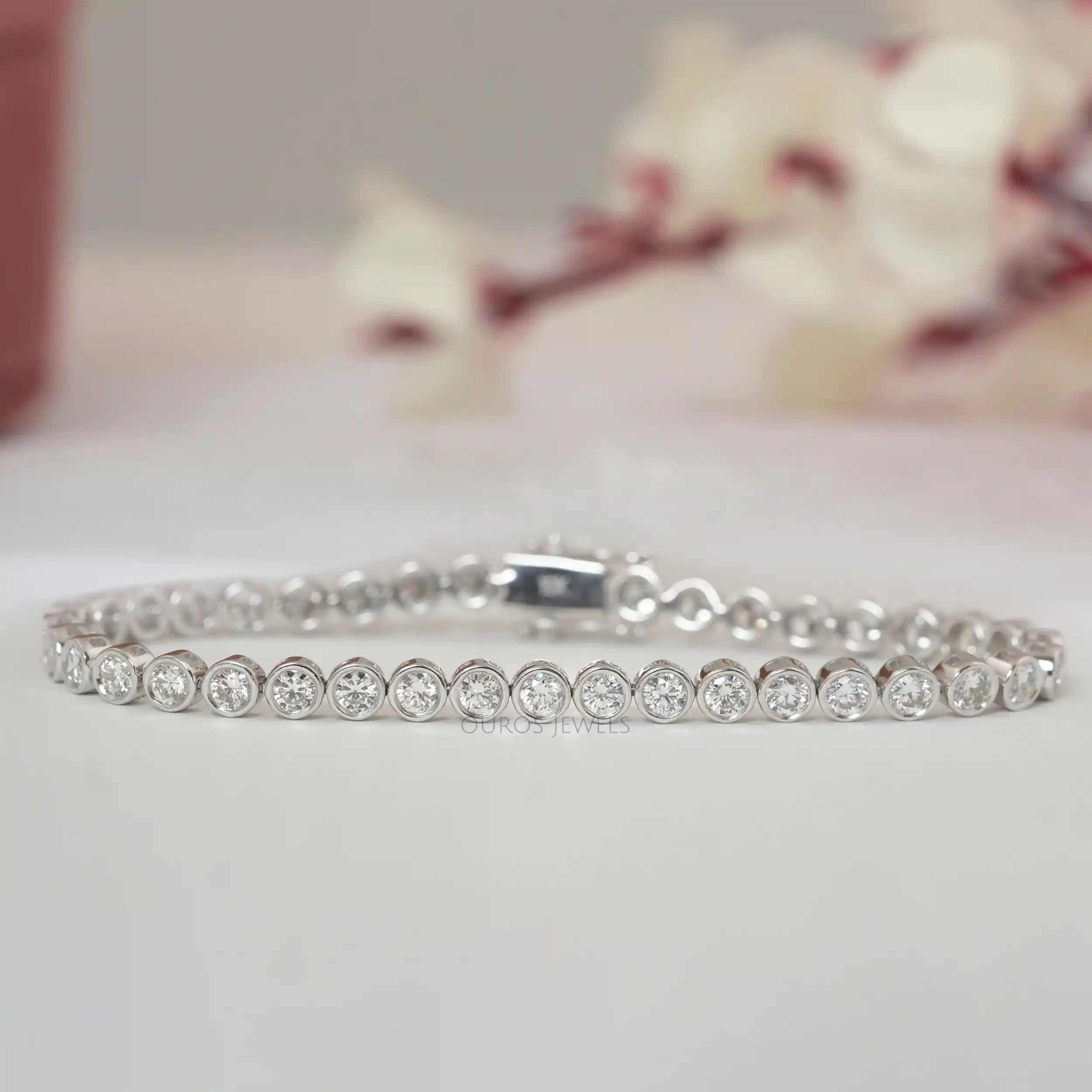 Round Cut Lab Grown Diamond Bezel Set Tennis Bracelet