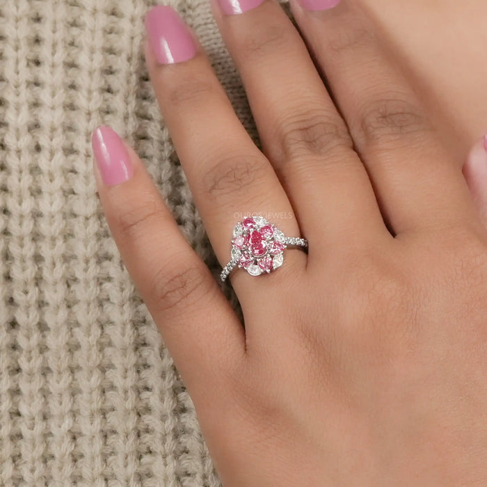 Fancy Pink Halo Lab Diamantring im Birnen- und Herzschliff