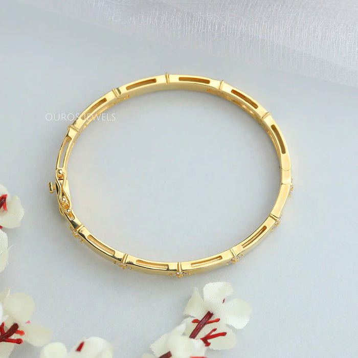 Round Diamond Flush Setting Gold Bangle