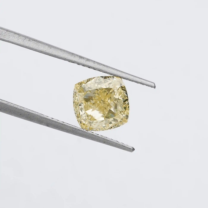 [Cushion Diamond in a Tweezer]-[Ouros Jewels]