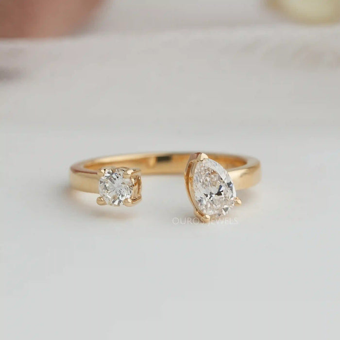 Pear and Round Cut Toi Et Moi Ring