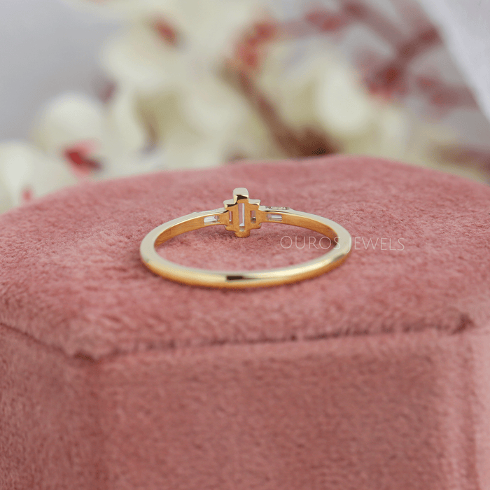 Baguette Diamant Zierlicher Ring