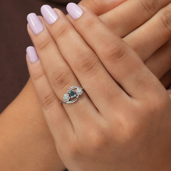 [A Women wearing Lab Grown Diamond Floral Shape Ring]-[Ouros Jewels]