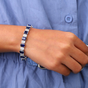 Damenarmband mit blauem Saphir und Diamanten